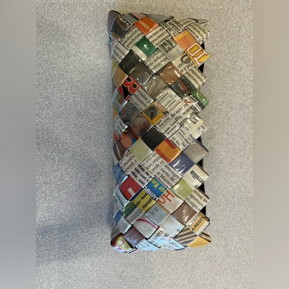 Ecoist recycled paper clutch - Picture 2 of 9